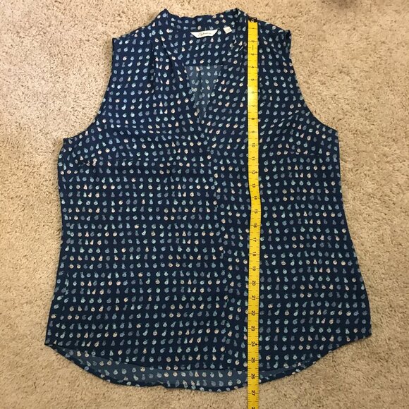 Tiny Blue Fruit Sleeveless Blouse - Picture 11 of 12